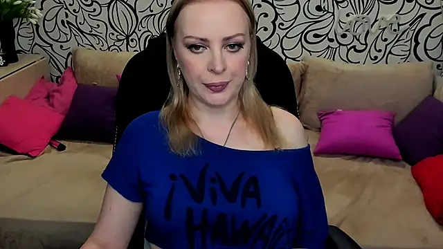 Hotdreamhere online show from 05.26.26