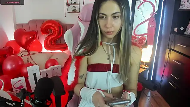 lilly sweett online show from 12.15.24