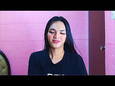 Snapshot of WONDERWOMAN2023 chatting on 10.09.25 WONDERWOMAN2023 online show from 10.09.25