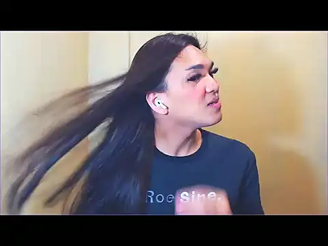 Snapshot of WONDERWOMAN2023 chatting on 03.23.26 WONDERWOMAN2023 online show from 03.23.26