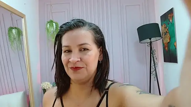 Britney taylor  online show from 01.12.25