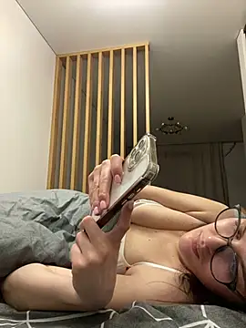 little belucci online show from 02.03.25