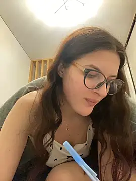 little belucci online show from 02.24.25