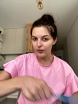 little belucci online show from 09.14.25