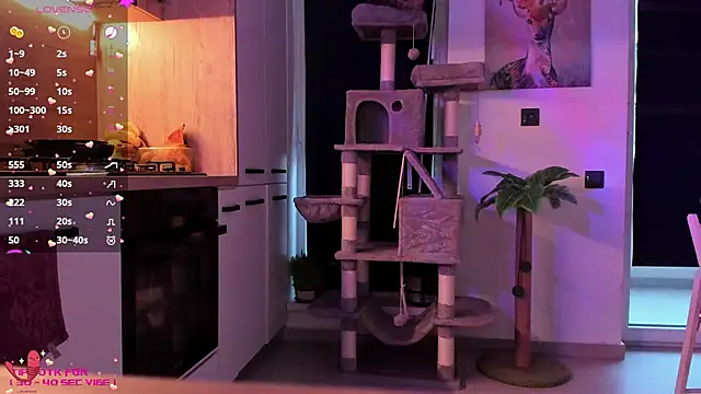  alleyesonme  online show from 03.17.25