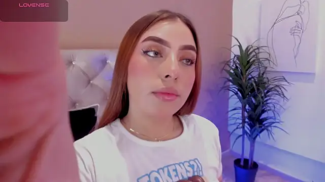 MaddyyLennon online show from 02.06.25