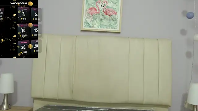 Snapshot of amy_le01 chatting on 11.20.25 amy le01 online show from 11.20.25