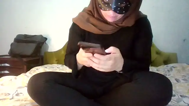 Snapshot of insatiableeee chatting on 03.05.26 insatiableeee online show from 03.05.26