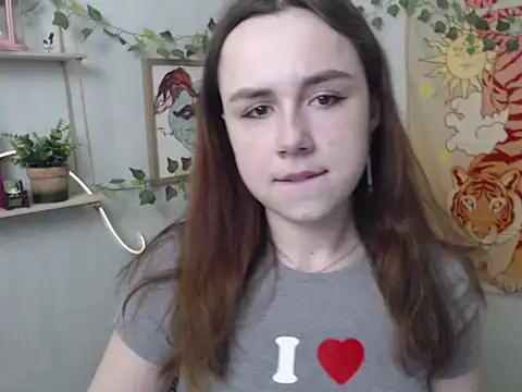 VeryVeryVeryShy  online show from 04.26.26
