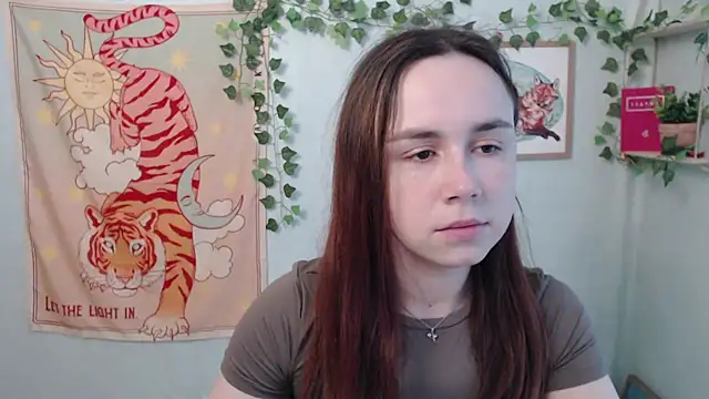 VeryVeryVeryShy  online show from 06.03.26