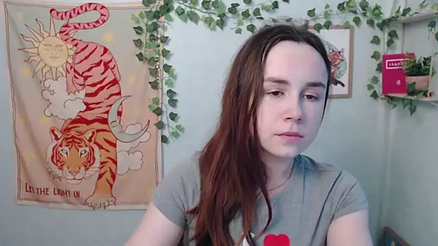 VeryVeryVeryShy  online show from 06.17.26