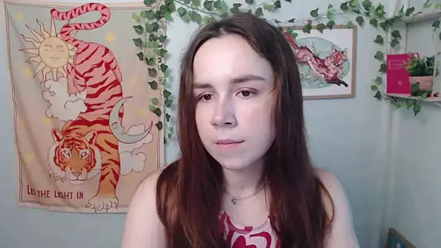Snapshot of VeryVeryVeryShy_ chatting on 06.27.26 VeryVeryVeryShy online show from 06.27.26