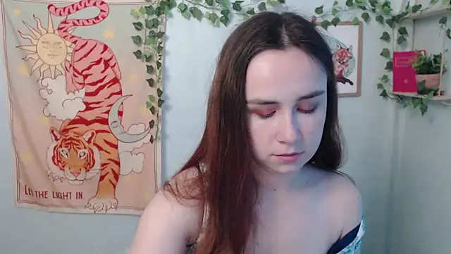 Snapshot of VeryVeryVeryShy_ chatting on 07.07.26 VeryVeryVeryShy online show from 07.07.26