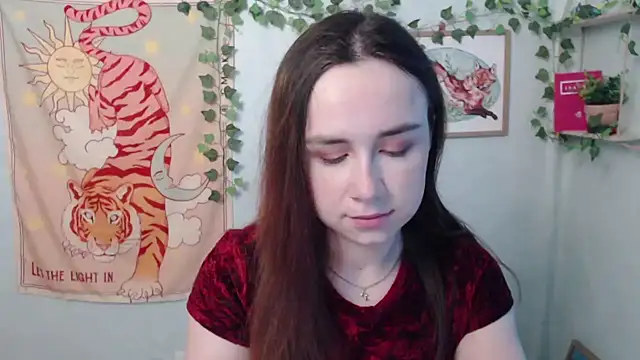 Snapshot of VeryVeryVeryShy_ chatting on 07.18.26 VeryVeryVeryShy online show from 07.18.26