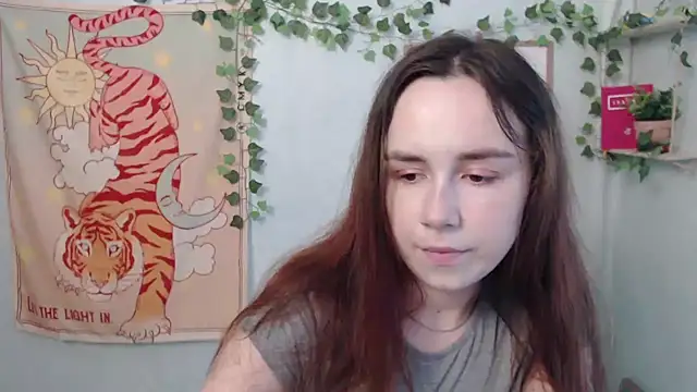 Snapshot of VeryVeryVeryShy_ chatting on 07.21.26 VeryVeryVeryShy online show from 07.21.26