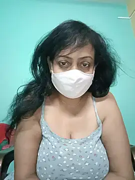 Snapshot of love_suman chatting on 06.17.26 love suman online show from 06.17.26