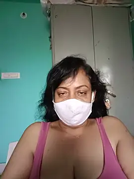 Snapshot of love_suman chatting on 07.24.26 love suman online show from 07.24.26