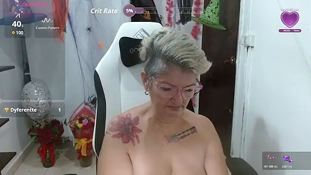 bety-cum2 online show from 10.30.25