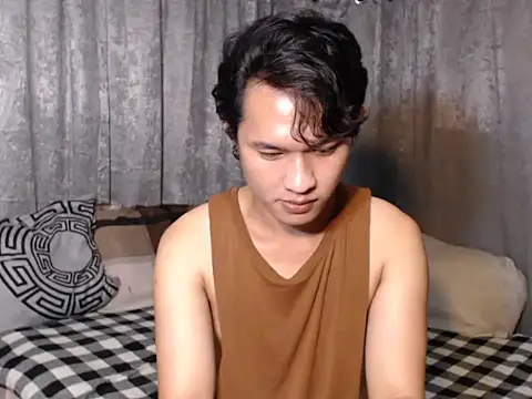 asiancuckyguy69 online show from 05.10.26