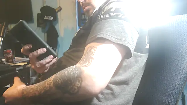 Snapshot of faded206 chatting on 12.03.24 faded206 online show from 12.03.24