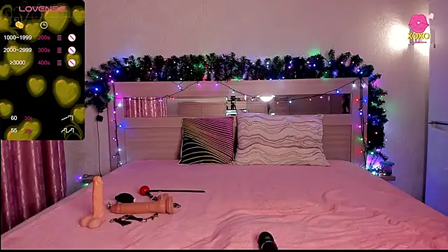 Leila Sweetie online show from 12.21.24