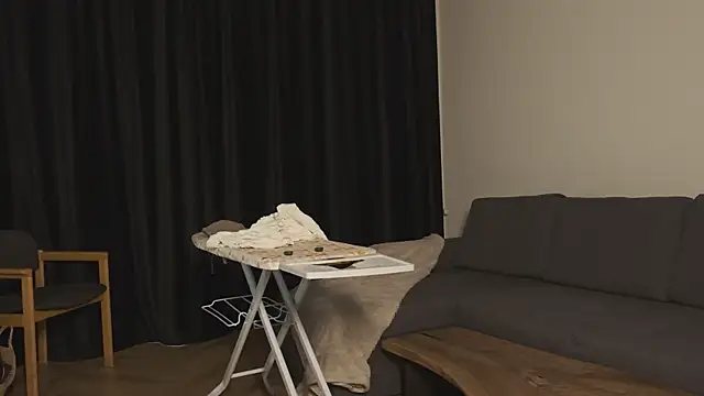 hee jeen online show from 05.22.26
