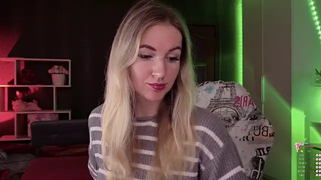 Snapshot of Hello_Lisha chatting on 10.10.25 Hello Lisha online show from 10.10.25