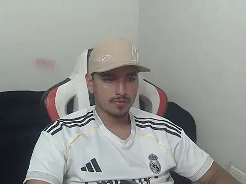 kylian 07 online show from 07.16.26