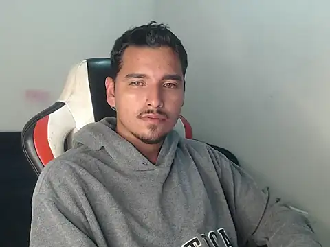 kylian 07 online show from 07.30.26