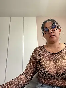 SWEETLILY18 online show from 03.05.25