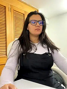 SWEETLILY18 online show from 10.02.25