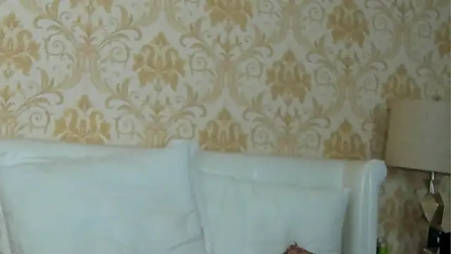 GiannaElliss online show from 02.07.25