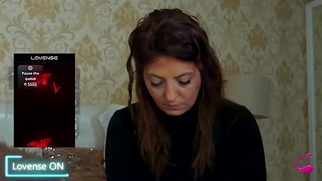 GiannaElliss online show from 02.28.25