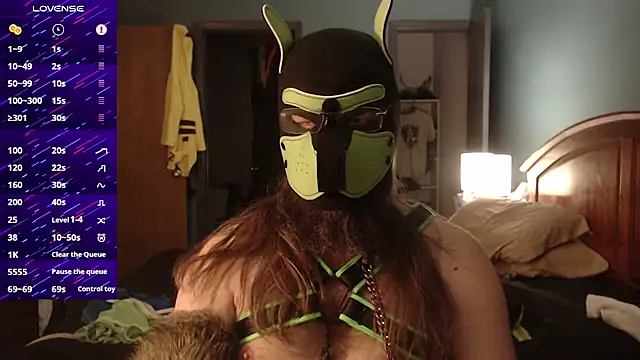 kinkywolf429 online show from 09.13.25