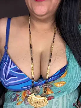 Snapshot of Zoya_Varma004 chatting on 09.17.25 Zoya Varma004 online show from 09.17.25