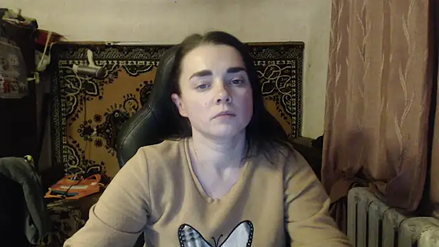 Snapshot of AlisaLaDiva chatting on 12.08.24 AlisaLaDiva online show from 12.08.24