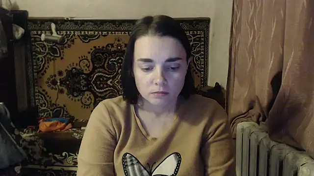 Snapshot of AlisaLaDiva chatting on 12.29.24 AlisaLaDiva online show from 12.29.24