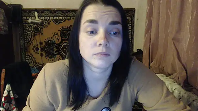 Snapshot of AlisaLaDiva chatting on 01.13.25 AlisaLaDiva online show from 01.13.25
