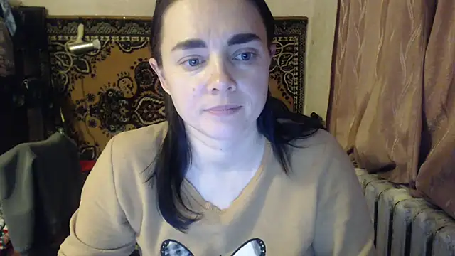 Snapshot of AlisaLaDiva chatting on 01.26.25 AlisaLaDiva online show from 01.26.25