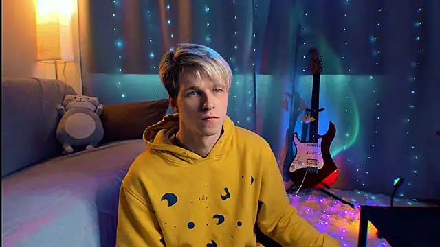 Breston Sweet online show from 03.17.26