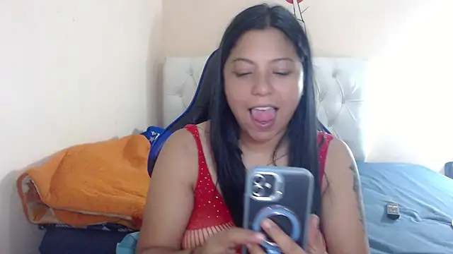 Snapshot of Leylafourniert chatting on 03.24.26 Leylafourniert online show from 03.24.26