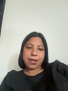 Snapshot of Leylafourniert chatting on 05.16.26 Leylafourniert online show from 05.16.26