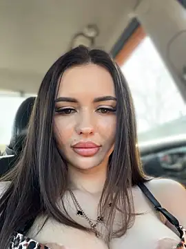 Snapshot of PrincessaHill_ chatting on 02.20.25 PrincessaHill online show from 02.20.25