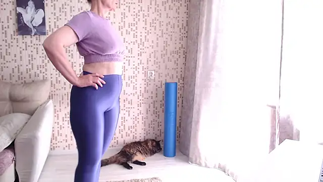 Snapshot of BelovedLady chatting on 06.19.26 BelovedLady online show from 06.19.26