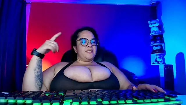 lulubigtitts1 online show from 01.09.26