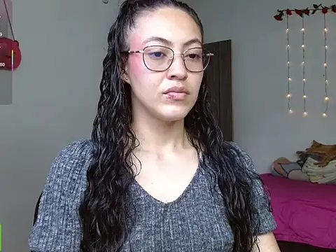 Olivia Bright online show from 03.02.26