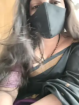 Snapshot of yoursana- chatting on 02.10.26 yoursana- online show from 02.10.26