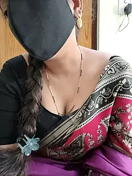 Snapshot of yoursana- chatting on 02.11.26 yoursana- online show from 02.11.26