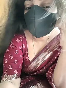 Snapshot of yoursana- chatting on 02.13.26 yoursana- online show from 02.13.26