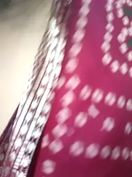 Snapshot of yoursana- chatting on 02.18.26 yoursana- online show from 02.18.26